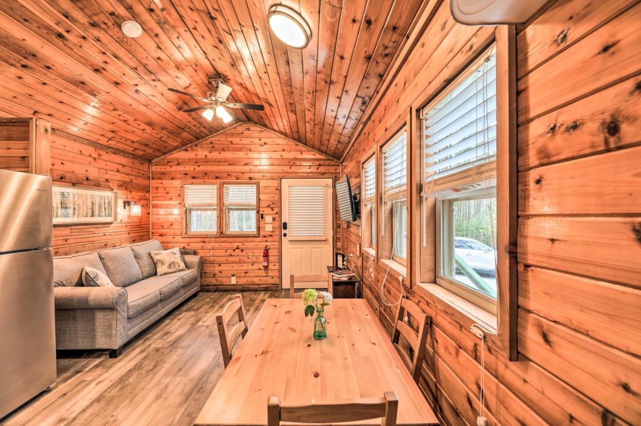 Charming New Bern Log Cabin - Pets Welcome! Extérieur photo